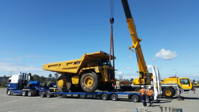 Dump Truck Lifts